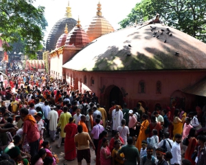 Kamakhya temple doors open after four days of 'Ambubachi Mela'